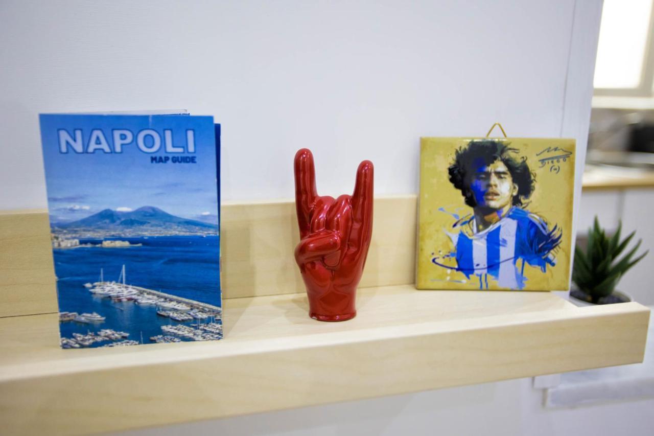 Apartment Casa Pelusa: Near Maradona Murales Naples